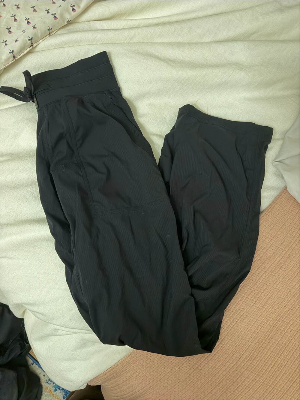 Lululemon Dance Studio Pants/Jogger